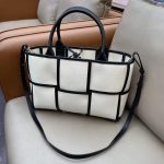 Women Fashion Crossbody Bag Style: 525 - Image 2