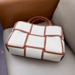 Women Fashion Crossbody Bag Style: 526 - Image 2